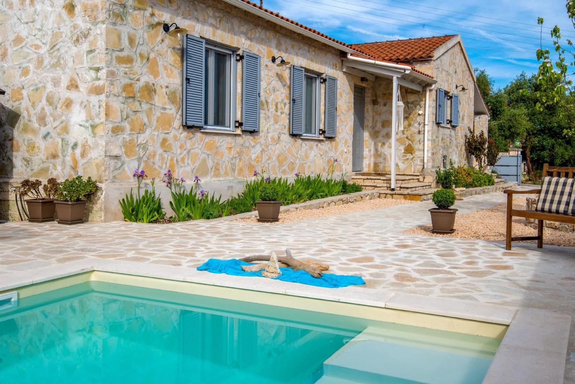 Villa Labovitsa Vlachopoulátika 외부 사진